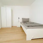Gruppenquartier 170 Qm Appartement