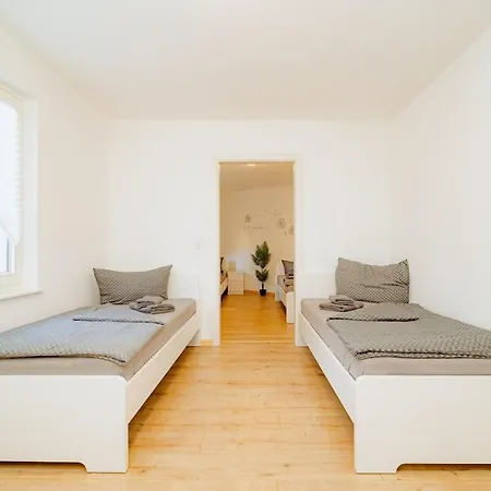 Appartement Gruppenquartier 170 Qm *