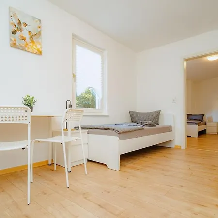 Gruppenquartier 170 Qm Διαμέρισμα Lahnstein