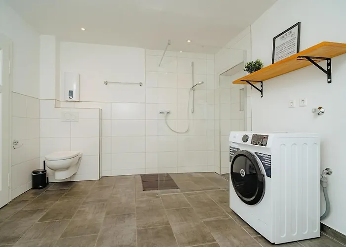 Gruppenquartier 170 Qm *