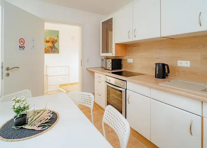 Gruppenquartier 170 Qm Appartement *